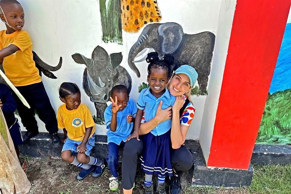 Además de convivir con los pequeños, quienes participan en este programa pueden convertirse en padrinos de un niño o conseguir otras manera de apoyar.