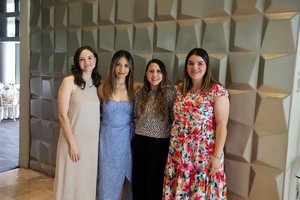 Mireya Dávila, Sara Lugo, Nancy Ochoa y Karen Hinojosa