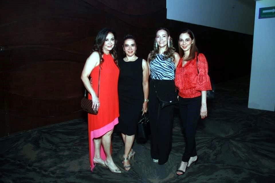 Nancy Fernández, Colette Gamboa, Adriana Servín, Alejandra Echeverría