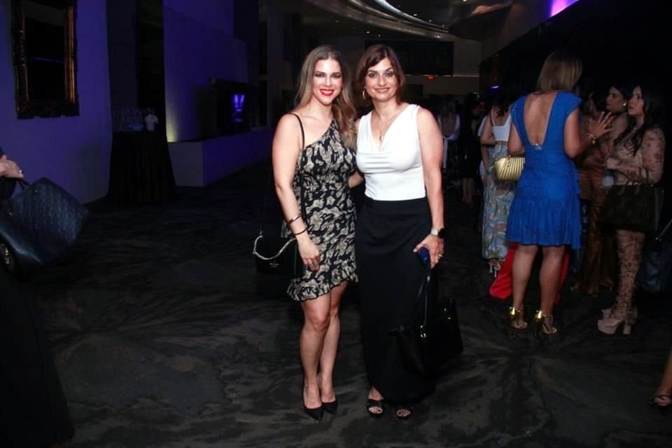 Aracely Cisneros de Ramírez y Sandra Bravo de Muñiz