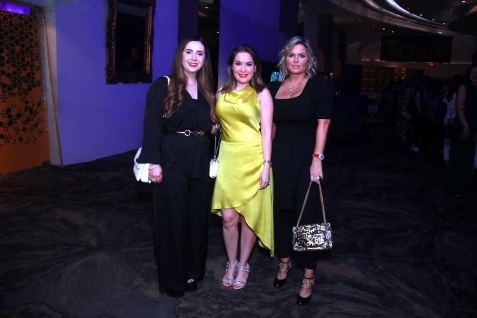 Martha Gil, Magaly Maldonado y Gabriela Valdés