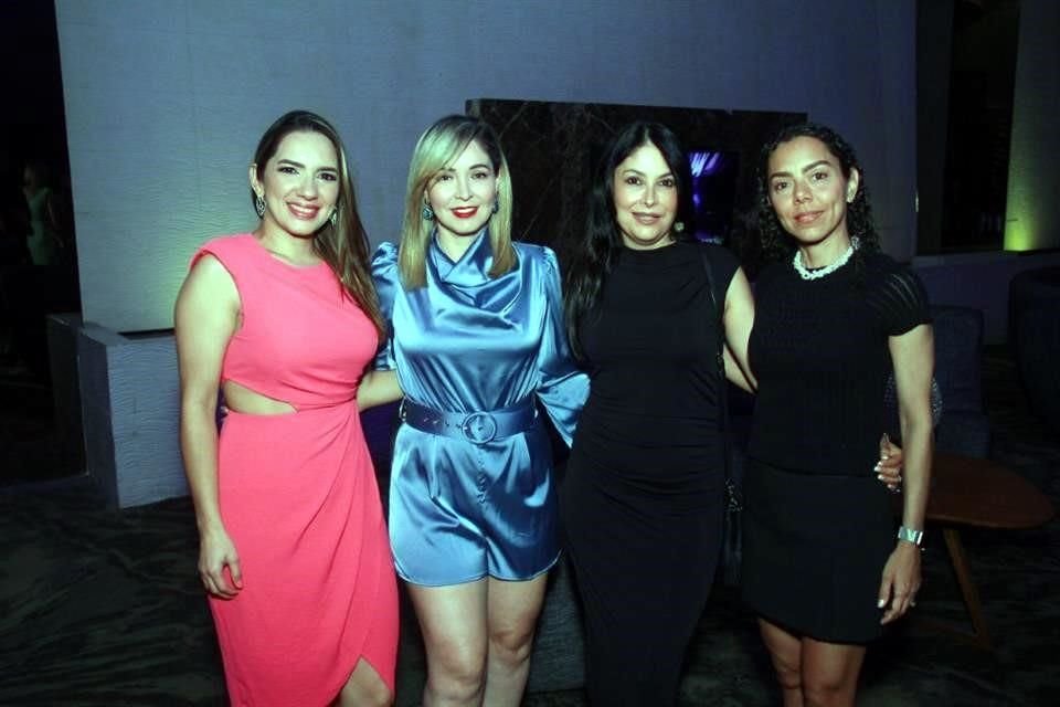 Jéssica Hernández de Maysen, Lily Sandoval, Vicky Cavazos y Rocío Vargas de Garza