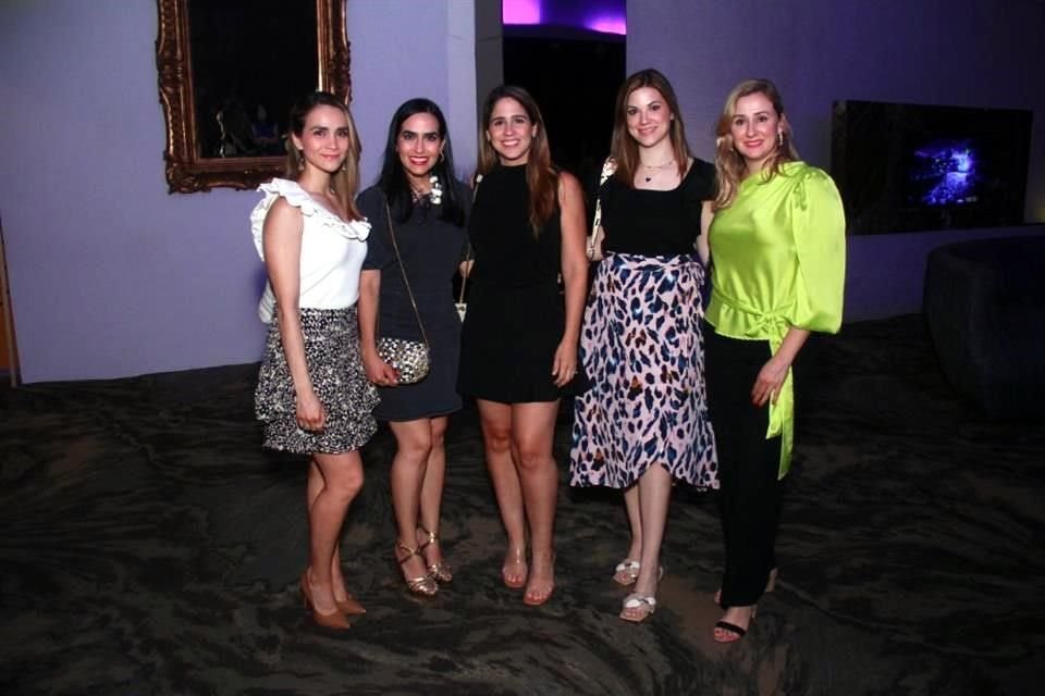 Andrea Olivas, Fabiana Cavazos, Loren Bernal, Gloria Gorena y Celina González