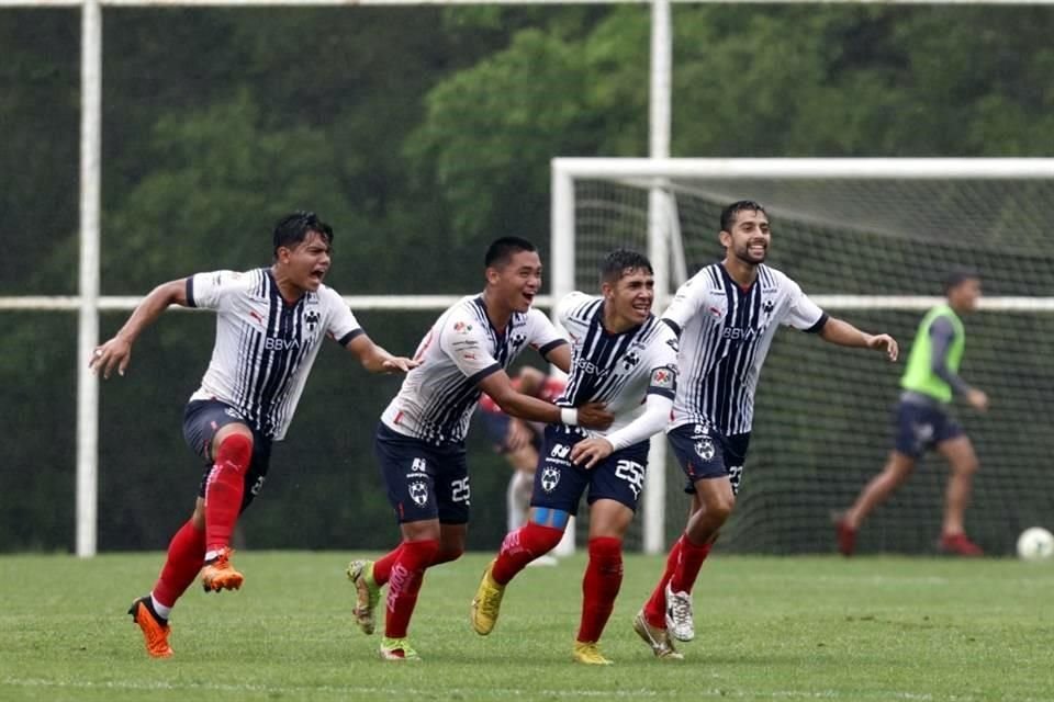 Rayados Sub 18, tras iguala 0-0 en la ida, aplastó 4-0 a Chivas en El Barrial.