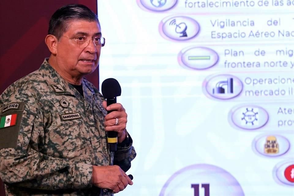 El General Luis Crescencio Sandoval comparecerá ante diputados y senadores sobre temas de seguridad, en medio de los recientes escándalos.