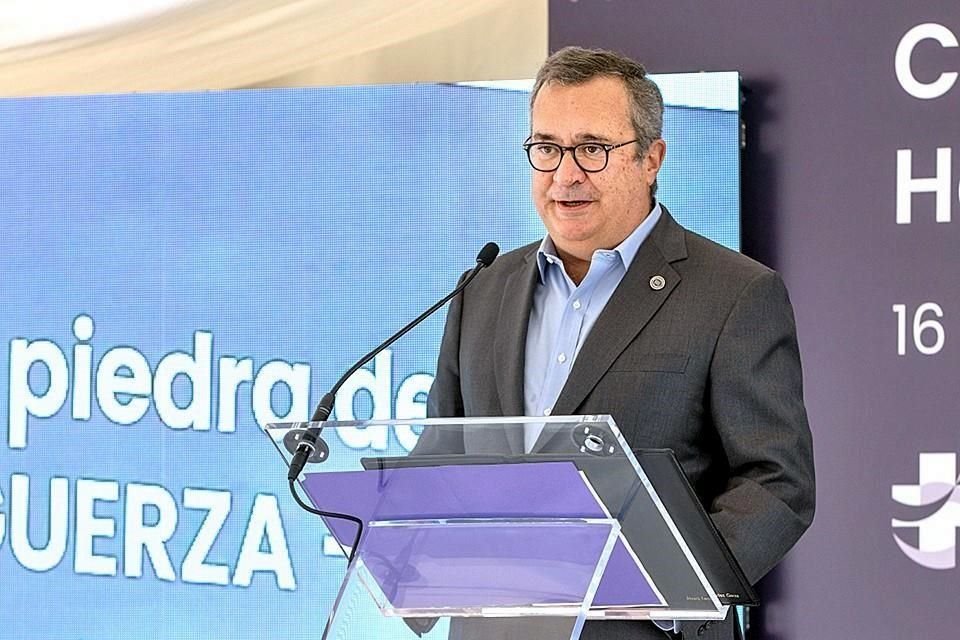 Álvaro Fernández  Garza, Presidente  del Consejo de la UDEM