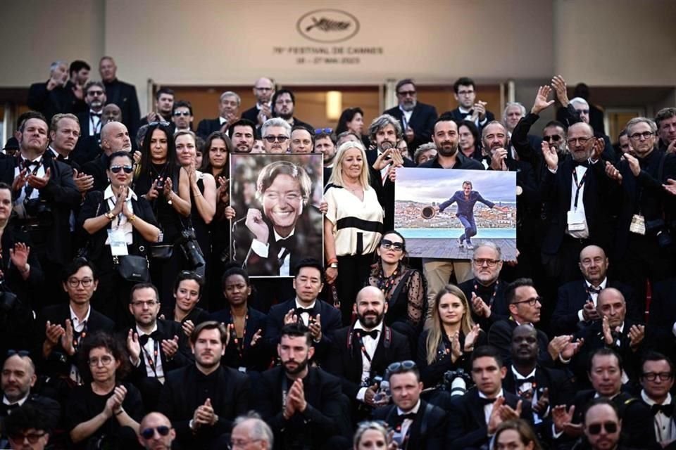 El Festival de Cine de Cannes está lleno de personas sin boletos que quieren asistir a premieres y fiestas; para eso está el mercado negro.