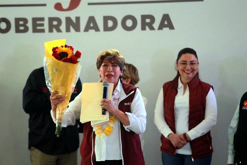 Delfina Gómez en mitín al norte de Edomex.