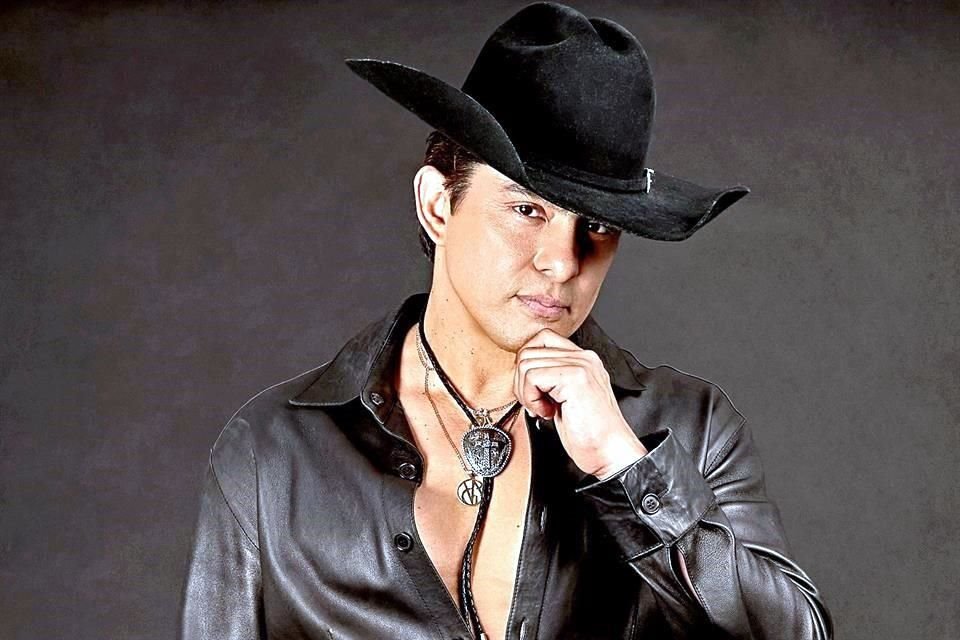Víctor García es telonero de Dulce.