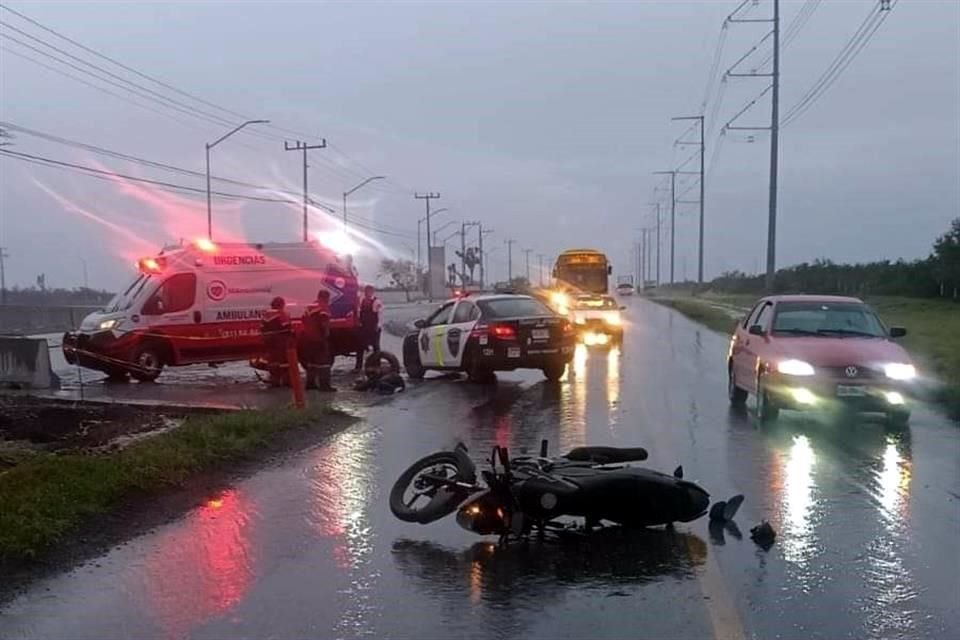 La víctima, quien no fue identificada, murió en los carriles que van al sur de la Carretera Zuazua-Agua Fría.