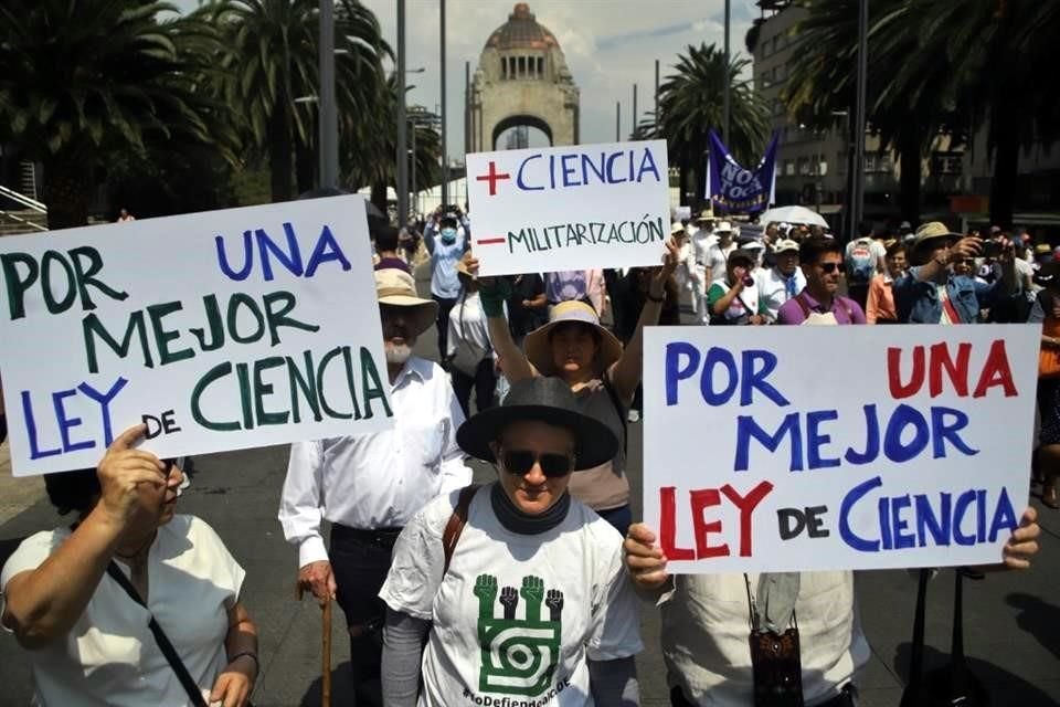 Integrantes de la Facultad de Ciencias de la UNAM convocaron a movilizarse en favor de la SCJN y en contra de la nueva Ley General en materia de Humanidades, Ciencias, Tecnologías e Innovación.