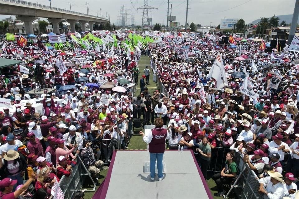 La morenista Delfina Gómez pidió a los suyos arrasar el próximo domingo en la elección por la gubernatura del Edomex.