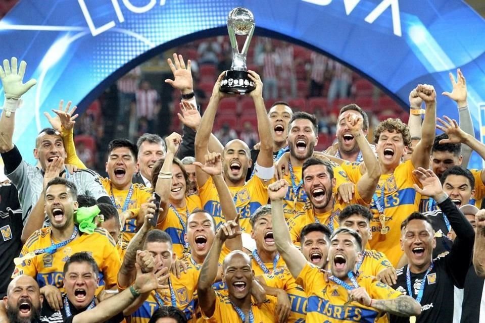 Las postales de la celebración de Tigres tras lograr su octavo título de Liga.