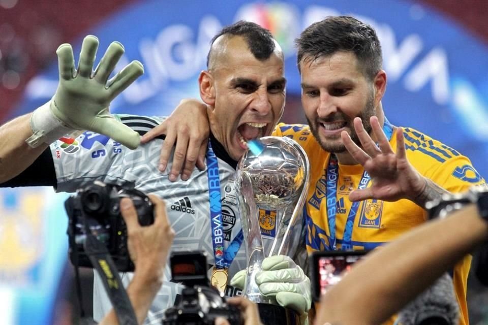 Las postales de la celebración de Tigres tras lograr su octavo título de Liga.