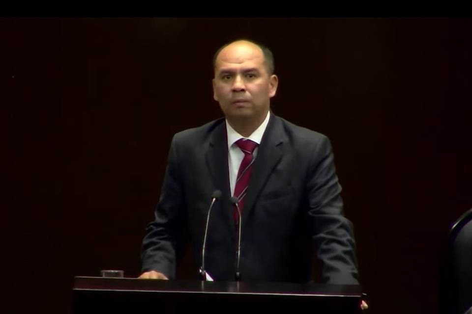Alejandro Robles, diputado de Morena.