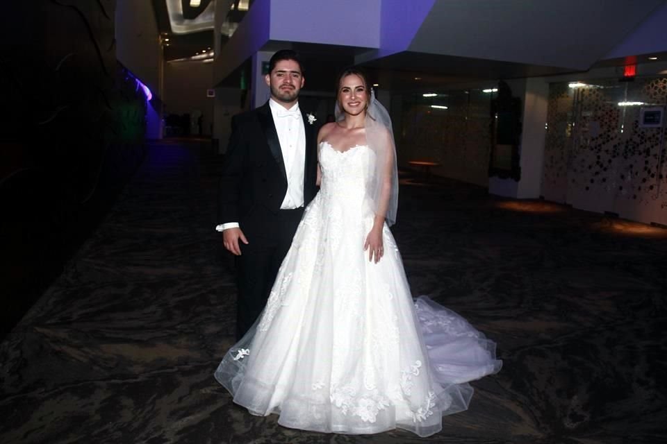 Carlos Villanueva Garza y Eli Arredondo Lozano