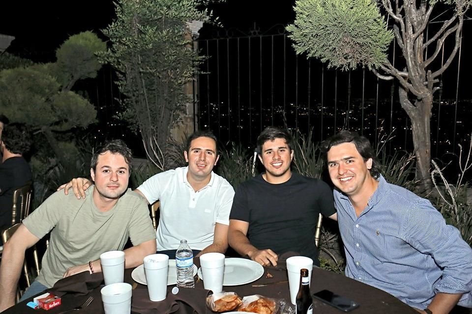 David Garza, Rodrigo Bichara, Érick Escamilla y Jorge Zubieta