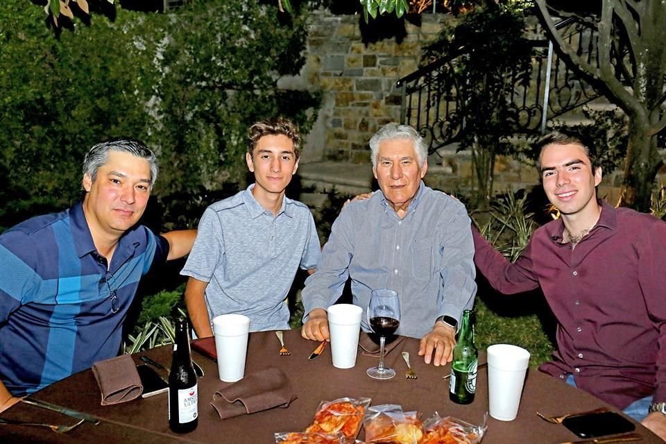 José Díaz, Eduardo Cantú, Manuel Díaz y Mauricio Zambrano
