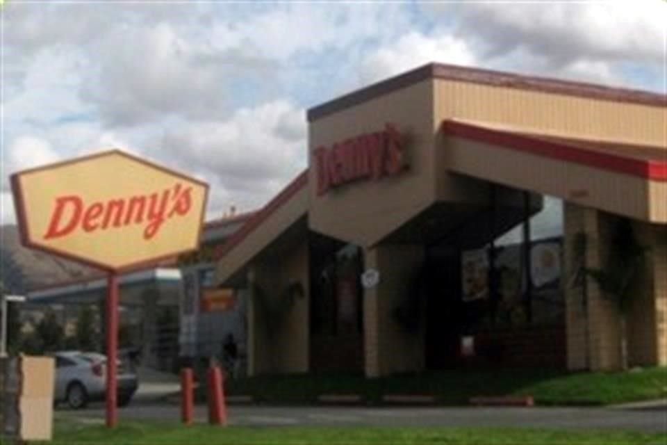 Restaurant Denny's donde fue concebida la empres Nvidia.