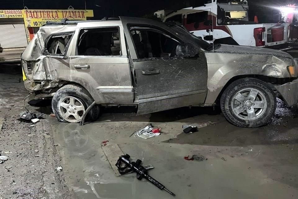 La Guardia Estatal acudió a la Colonia El Campanario y fue recibida a balazos por sujetos a bordo de una camioneta Cherokee.