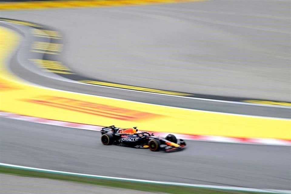 Cristian Horner no le vio ningún sentido que Max Verstappen buscara la vuelta más rápida, cuando tenía una ventaja de 20 minutos.