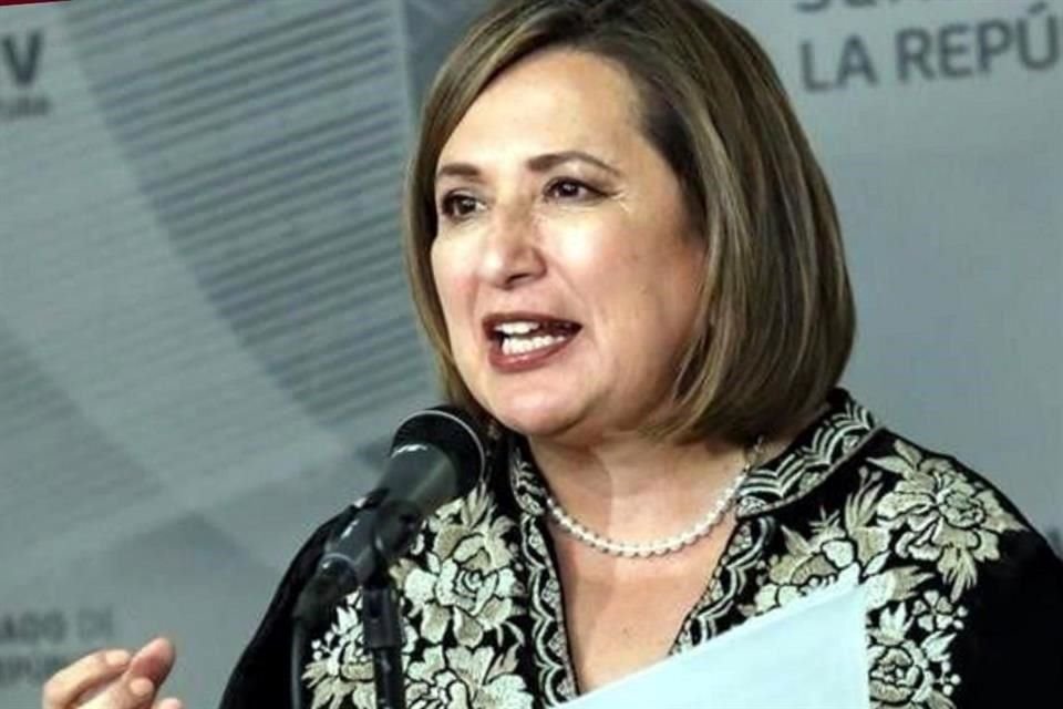 Xóchitl Gálvez presentó ante INE una denuncia contra AMLO por violencia política de género, tras dichos sobre ella en conferencia mañanera.