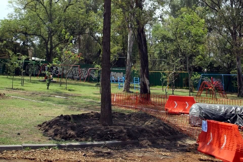 Mueven ejemplares para hacer paso a una estación del Cablebús L-3.