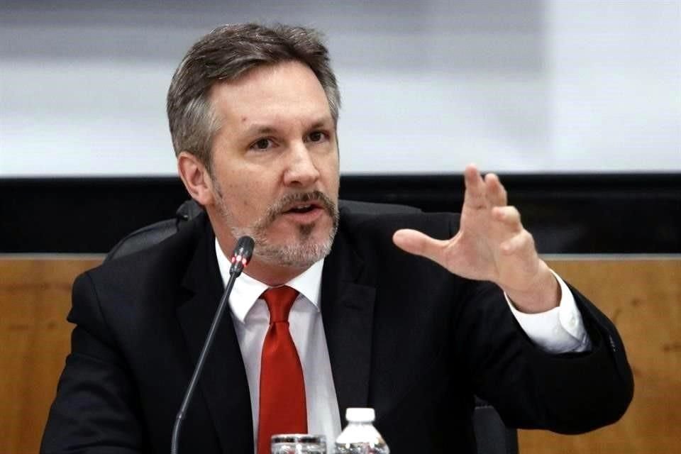 INE pagará a UNAM 3 millones 615 mil pesos por estudio sobre democracia y participación ciudadana, dirigido por el morenista John Ackerman.