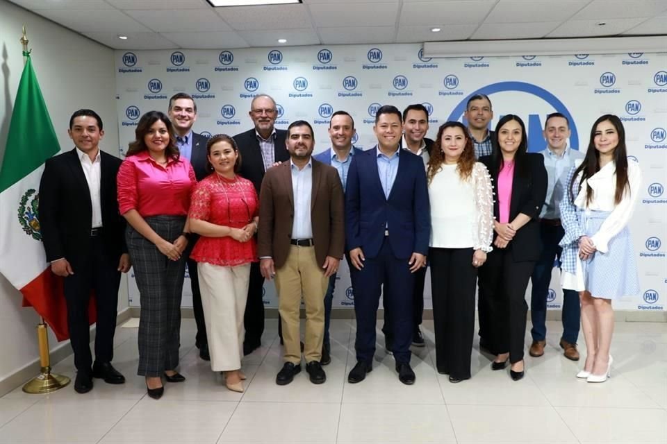 La bancada del PAN en el Congreso local aseguró que asistirá a la reunión programada hoy con el Gobierno estatal.