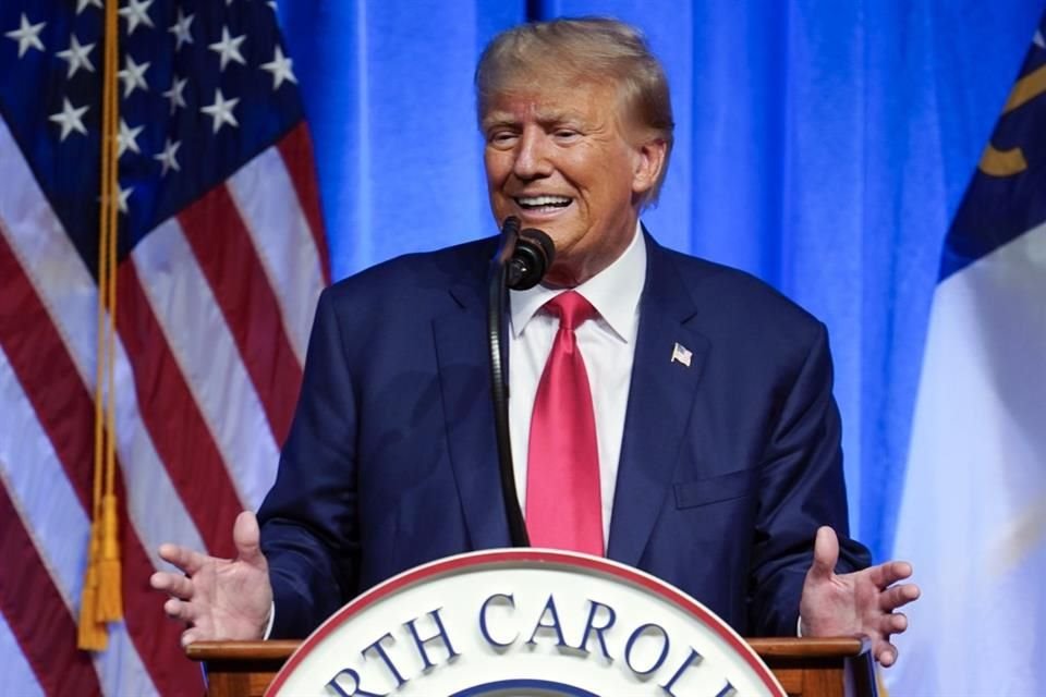 El ex Presidente estadounidense Donald Trump habla durante la convención del Partido Republicano en Greensboro, Carolina del Norte, el 10 de junio de 2023.