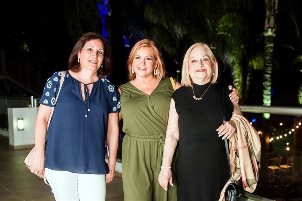 Gaby Náder, Pilar Pliego y Pilar García Rojas