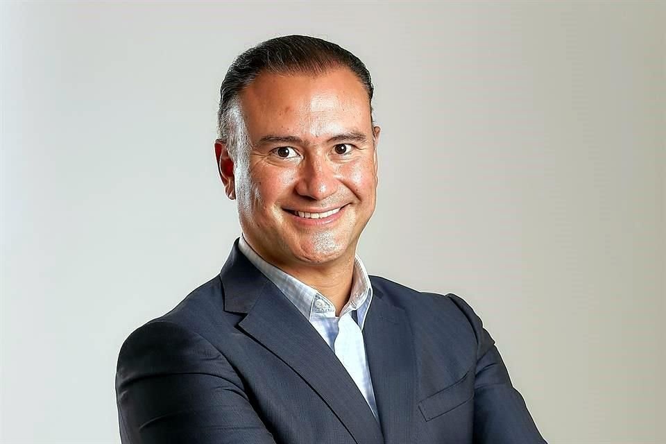 El 40 por ciento de los votantes del Distrito 6 de Zapopan, eligieron a Manuel Herrera como Diputado federal.