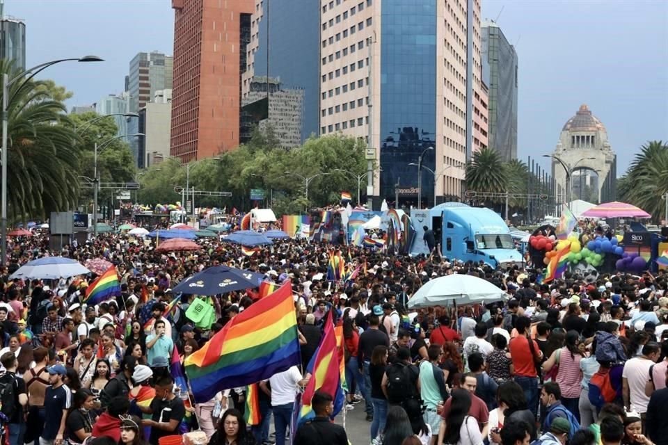 La Ciudad de México será sede de más de 50 actividades sociales, culturales y deportivas por el mes del orgullo LGBT+.