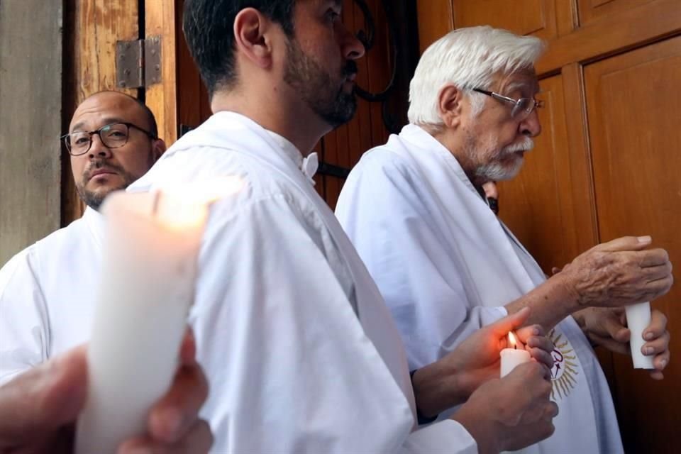 Misa en memoria de los sacerdotes jesuitas Javier Campos Morales y Joaquín César Mora Salazar asesinados en Cerocahui, Chihuahua y de las víctimas de la violencia en México.