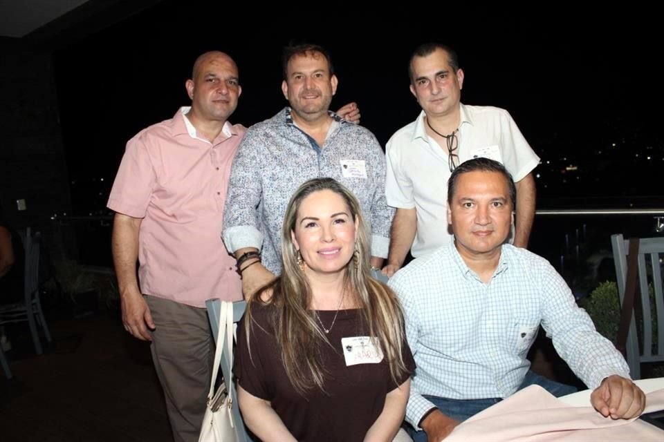 Jorge Covarrubias, Juan Gerardo Almaguer, Luis Castillo, Marú Elizondo y Tony Pizaña