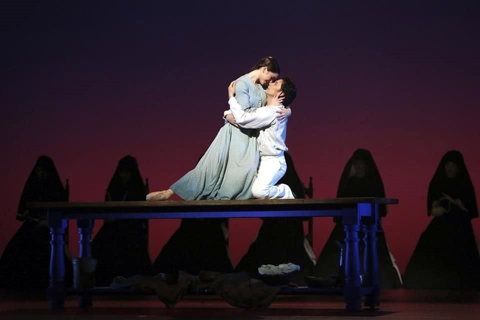 La adaptación de la novela de Laura Esquivel será presentada por el American Ballet Theatre en seis funciones en la Met de NY, a partir de este jueves 22.