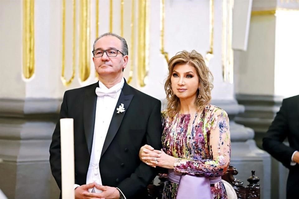 Alonso Villarreal de los Santos y Claudia Haro de Villarreal