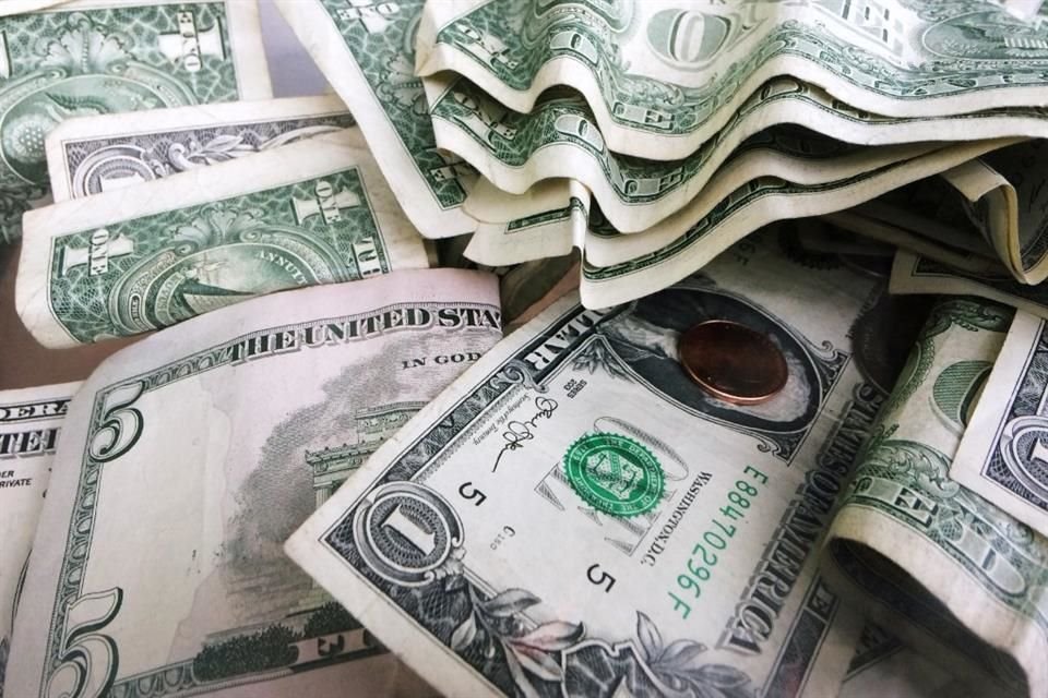 En las primeras operaciones de este lunes, el peso llegó a fortalecerse hasta las 19.1857 unidades, su mejor nivel desde el 4 de octubre.