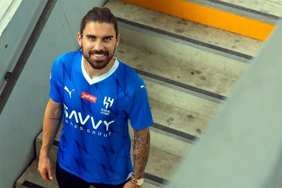 Neves se une al futbol de Arabia Saudita.
