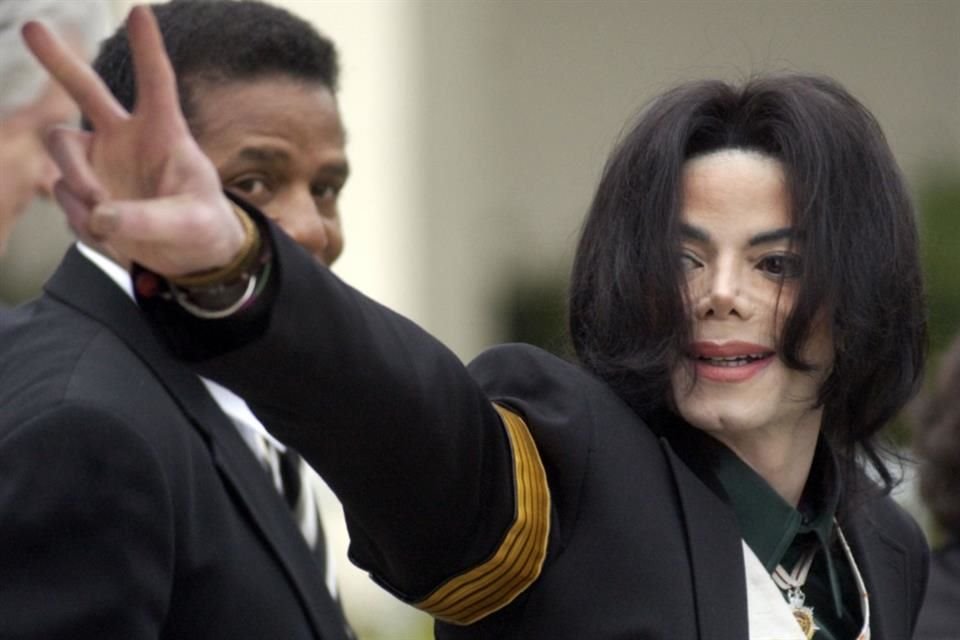 El coreógrafo Wade Robson llevará a tribunales el presunto abuso sexual que cometió Michael Jackson en su contra, caso que habían desestimado en 2013.