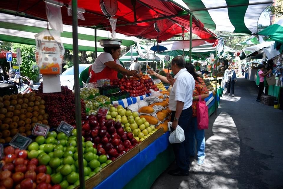 El INPC se ubicó en 4.64% anual en agosto.