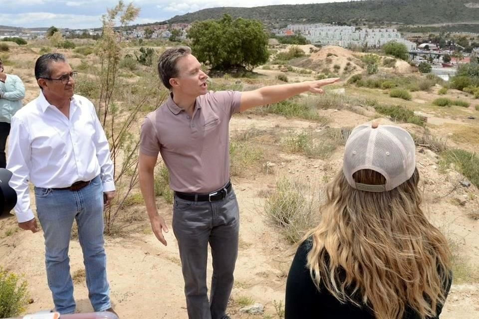 Manuel Velasco dio un recorrido por el Municipio Mineral de la Reforma, en Hidalgo.