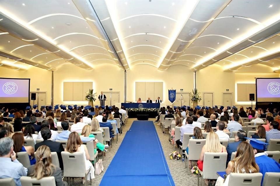 Middle School´s Class of 2023 Himalaya