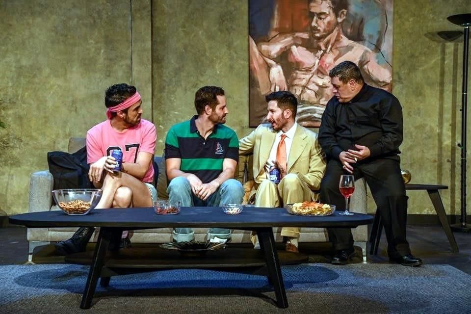 Estrena en cartelera 'La Fiesta', considerada un clásico del teatro LGBTQ+; cuenta con un elenco joven en un nuevo espacio escénico.