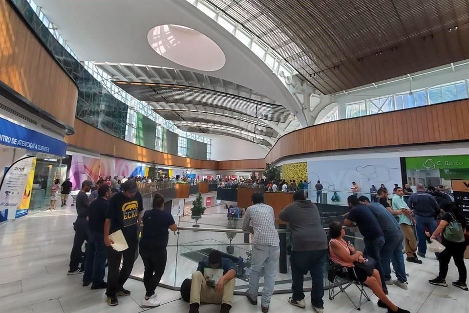 Valle Oriente fue una de las oficinas con mayor demanda durante el día.<br><br>