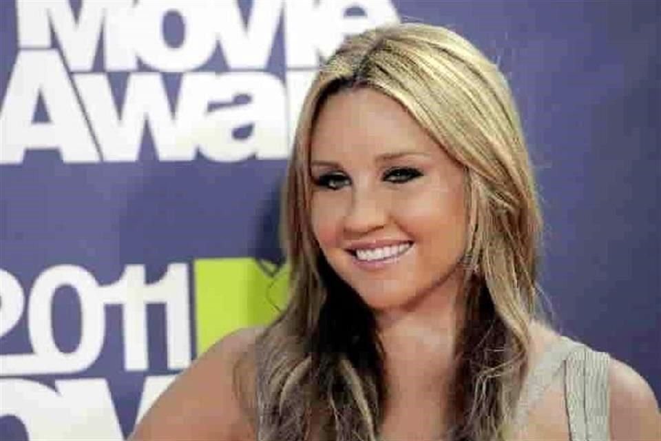 Amanda Bynes fue dada de alta de un centro de atención mental donde fue atendida por el transtorno bipolar que tiene.