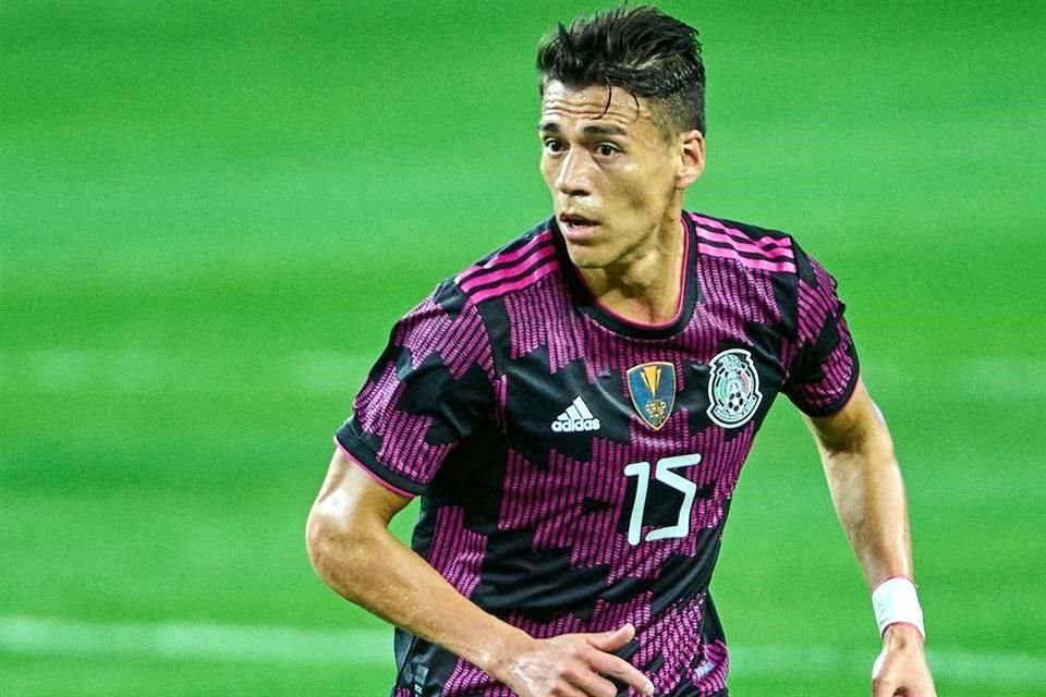 Héctor Moreno estará a lado de Carlos Rodríguez, su próximo compañero en Rayados.