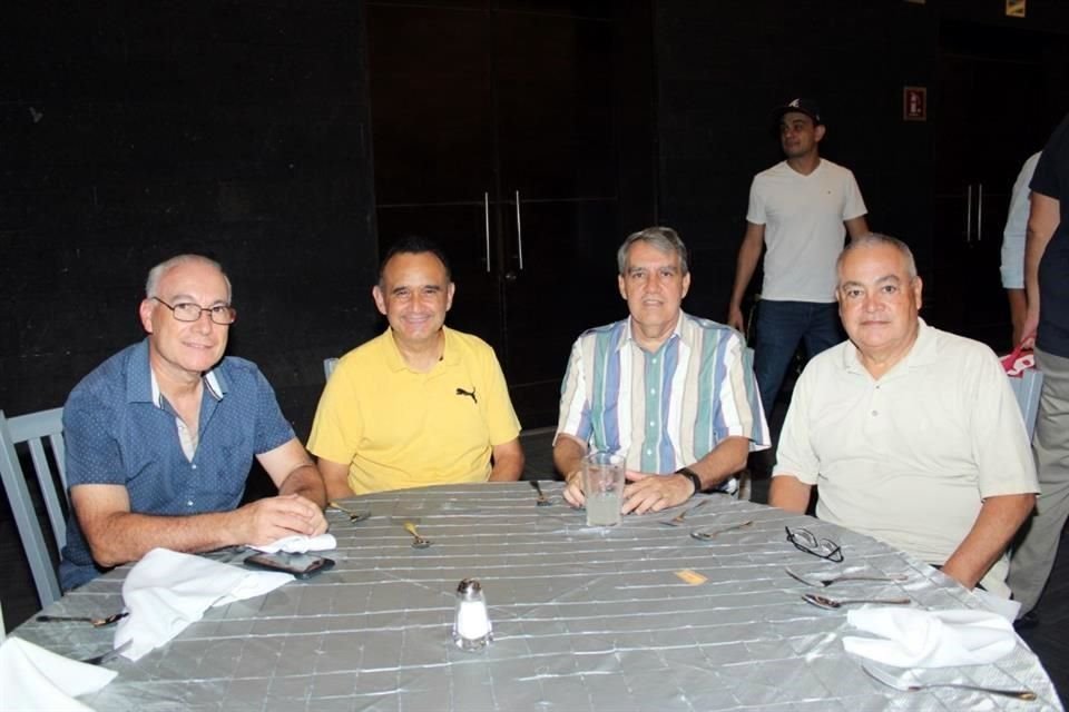 Enrique Saldaña, Manuel Treviño, Eugenio Hinojosa y Javier Servín