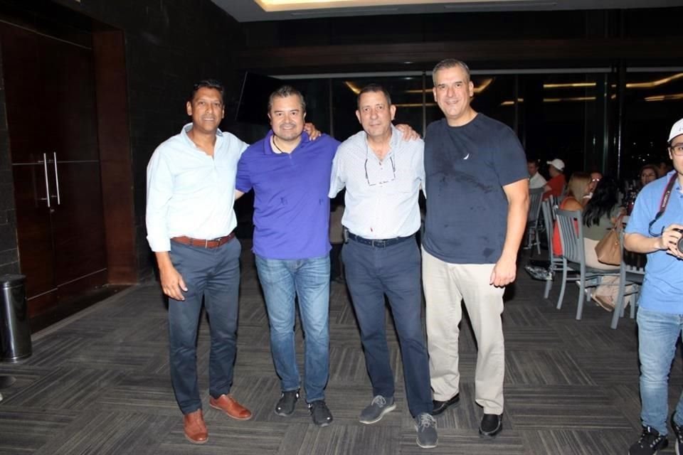 Eduardo Lozano, Carlos Méndez, Juan García y Rafael Montemayor