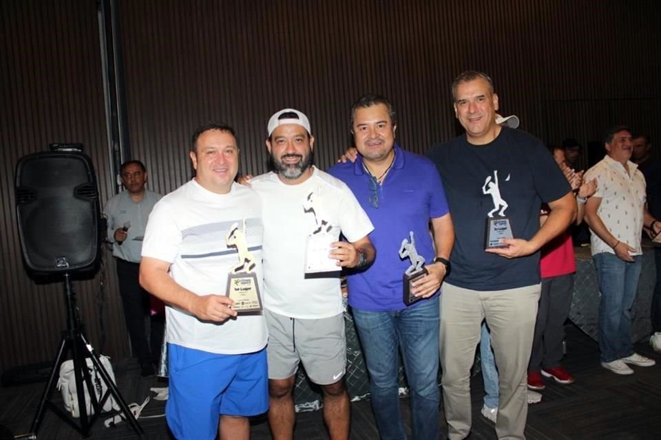 José Luis Casas, Javier Montemayor, Carlos Méndez y Rafael Montemayor